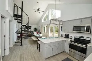 A gorgeous home, 5BR-2BT, perfect for your family! - Lehigh