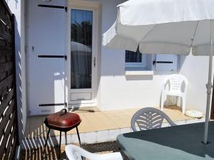 Maisons de vacances Maison La Tranche-sur-Mer, 2 pieces, 4 personnes - FR-1-22-244 : photos des chambres