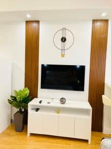 Lou- Mesaverte Residences