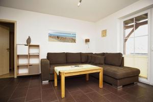 Schicke FeWo mit Terrasse, gratis Nutzung vom AHOI Erlebnisbad und Sauna in Sellin - Haus De niege Wech FeWo 02