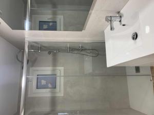 Studio de un solo ambiente con Terraza y piscina y