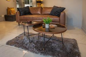 2 Sleeper Stylish Sanctuary