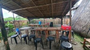 Calatagans Bahay Kubo - with Beach Access