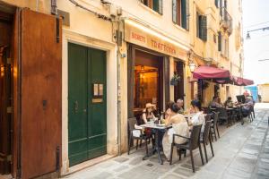 Palazzina Schiavoni by Sarlux