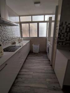 Piso apartamento 3 dormitorios, aire acondicionado