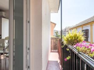 San Vicente -OASIS DE PAZ EN EL CORAZÓN DE SEVILLA 3 HAB - 2 Baños WIFI AC