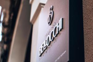 Palazzo Bellocchi - Suites & Apartments - 4hvězdičkové hotely ve městě Brindisi