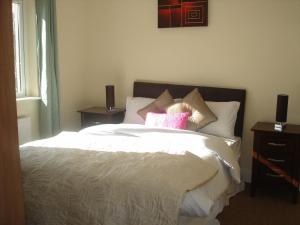 Four-Bedroom House room in Davitts Guesthouse
