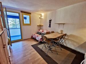 Appartements La Foux d'Allos - Studio 4 couchages, tres proche centre station : photos des chambres