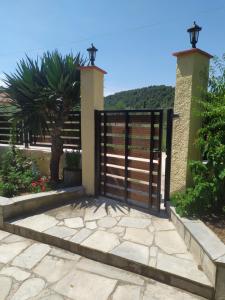 Ioannis Stagkonis House 2