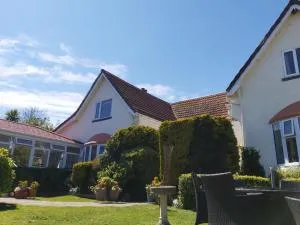 Raddicombe Lodge - Galmpton-on-the-Dart