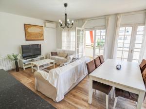 Clarimar Beach Apartment by Hello Homes Sitges