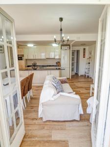 Clarimar Beach Apartment by Hello Homes Sitges