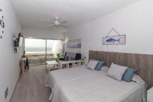 Moderno Estudio con terraza en Las Canteras