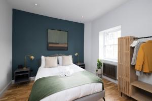 Dragon Suites Luxury Serviced Apartments at Alva Street
