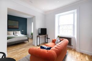 Dragon Suites Luxury Serviced Apartments at Alva Street