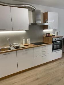 At Alex apartments - 3hvězdičkové hotely ve městě Koper