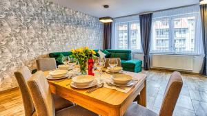 Apartament PO PRACY z SAUNĄ 5D Apartamenty