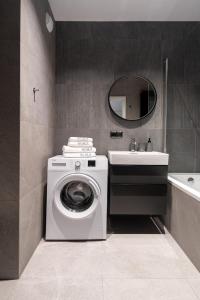 Scala Apartamenty Milan Apartamenty Deluxe z parkingiem i balkonem