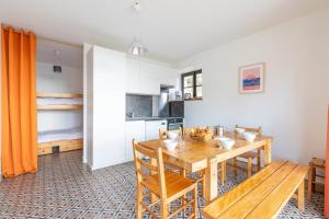 Appartements Rez-de-jardin avec vue mer au coeur de la station de Peneuf-Val-Andre : photos des chambres