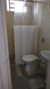 4 suítes privativas