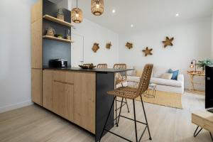 Mistral playa la caleta Ascensor Grupo AC Gestion