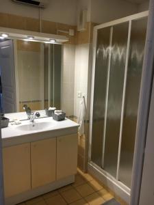 T2 SAUSSET PROCHE DE LA MER