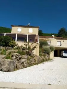 Maison accueillante à Nant avec piscine partagée - Cornus