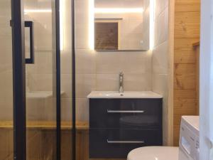 Studio rénové - Confort 25 m² - Proche pistes et commerces - FR-1-425-178