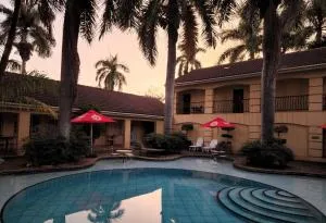 @ SILVER PALMS LODGE - Mmafefe