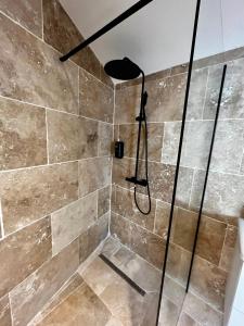 Appartements Le Donjon de Lily - Coeur de La Cite Medievale : photos des chambres