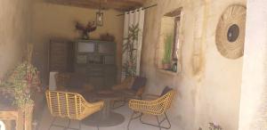 Maisons de vacances Logis de Bois Roche (2) : Maison 4 Chambres