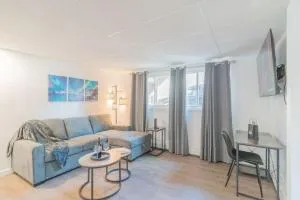 Executive Work Space With Modern Charm - Lemeta