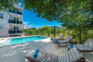 Villa Gold Residence 4 - Čibača