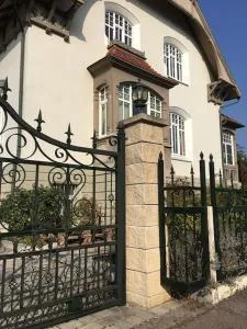 Stadtvilla Jelena Mengen - Scheer