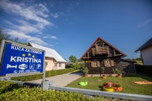 KućA na obali Jezera Sabljaci.