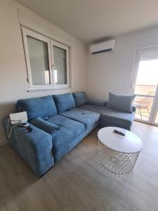 Blue sky apartment by Pag tours