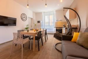 Appartements LOC TROTTEUR LE CACAO - Balneo, Gare Lourdes : photos des chambres