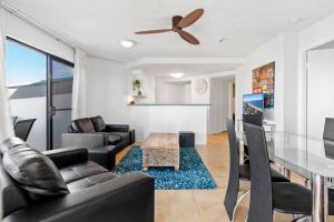 2 Bedroom Penthouse, sleeps 5 in Caribbean Resort