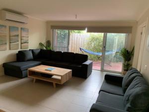 Contemporary On Cuttriss - Inlet Side