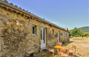 Maisons de vacances Amazing home in Comps with WiFi and 1 Bedrooms : photos des chambres