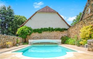 Maisons de vacances Awesome home in Janailhac with Outdoor swimming pool, WiFi and 3 Bedrooms : photos des chambres