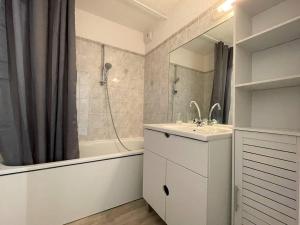 Appartements Duplex 3 pieces renove avec loggia et garage, coeur de Briancon, proche telecabine, 4-6 couchages - FR-1-330C-130 : photos des chambres