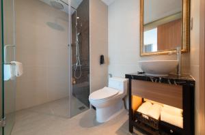 Phòng Superior hướng thành phố 2 giường (Superior City View Twin Room)