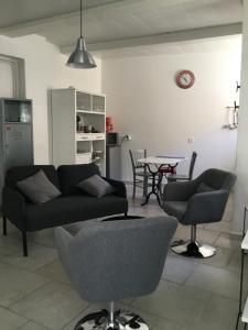 Appartements Agreable maison de village provencal : photos des chambres