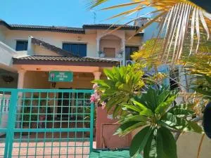 3 Little Birds Home, 100meter to JonkerWalk - Melaka