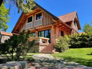 Chata Baba Gaga - całoroczny dom na Mazurach - Kierwik