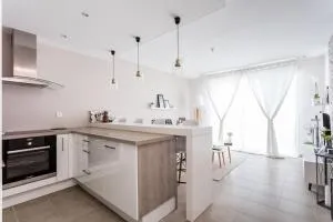 Appartement Le Patio - Stationnement privatif & Tram - proche Montpellier - 圣让德韦达