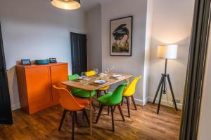 Newly refurbished Modern Stylish 2 Bedroom Cottage