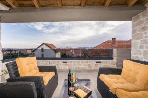 Relax 3BDR Apartment with terrace and BBQ